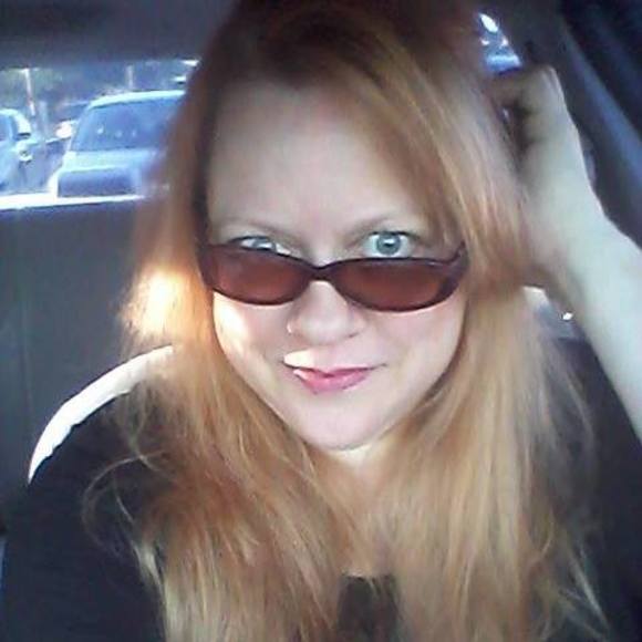 Meet your Posher, Renee - Picture 1 of 1